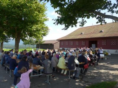 Gottesdienst auf dem Muniberg mit Taufen